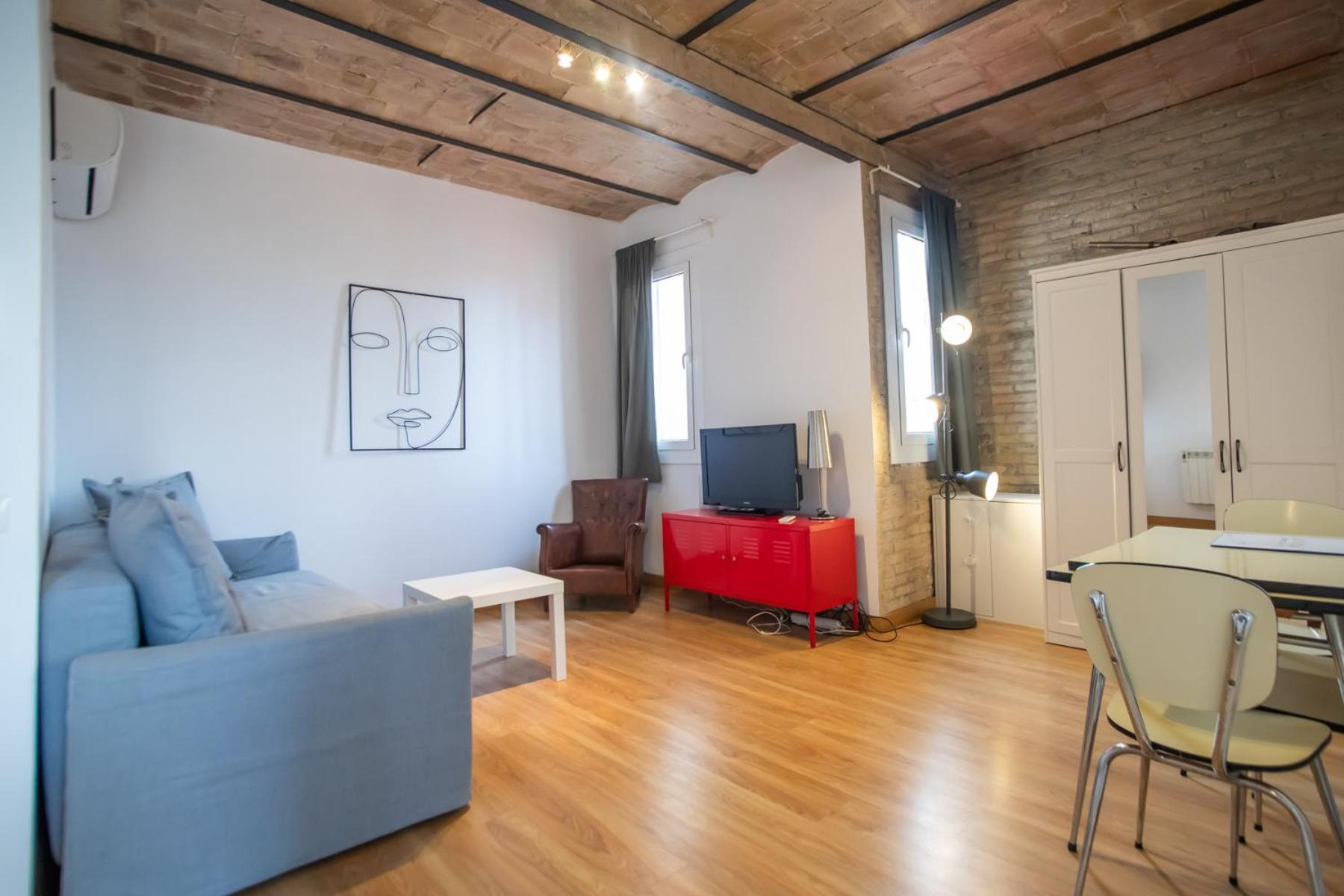 51no1058 - Bright 1bed Flat In Poble Sec Apartment