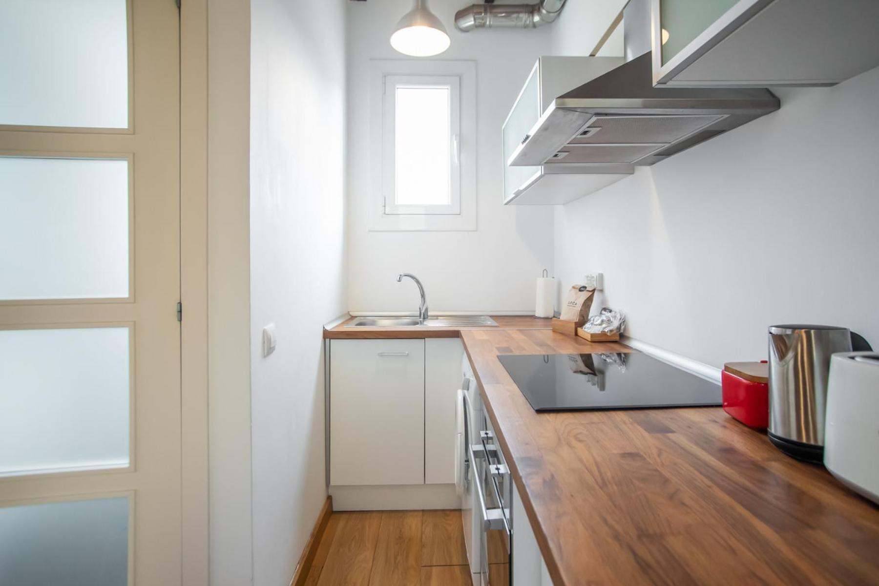 51no1058 - Bright 1bed Flat In Poble Sec Apartment *